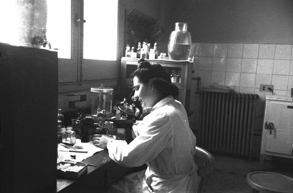 las primeras mujeres en la medicina