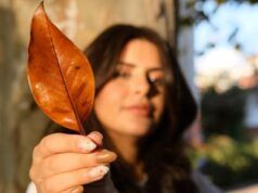 Contra la piel sensible del otoño Otoño